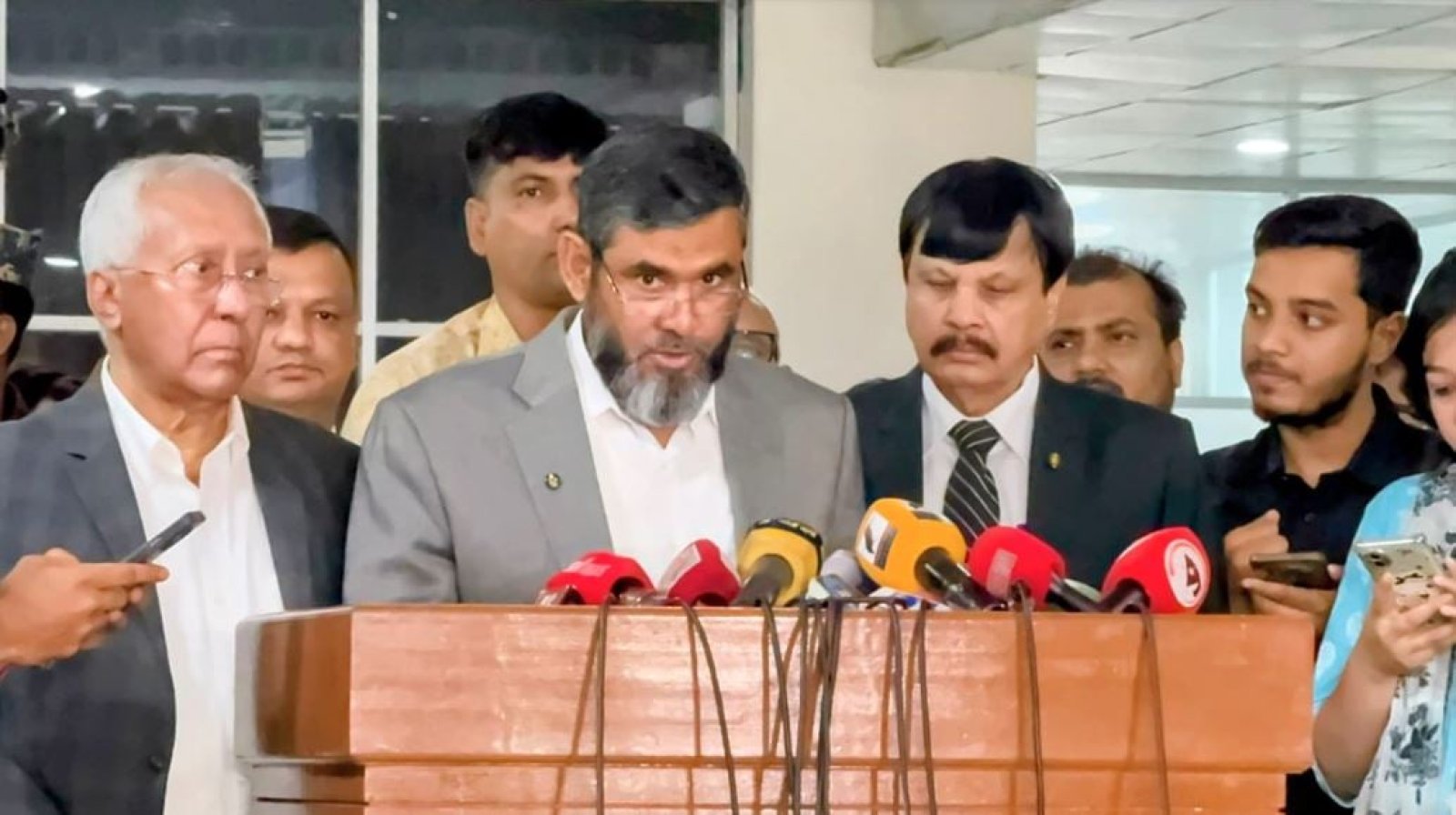 ৬ জুনের আগেই ইউপি নির্বাচন শেষ করতে চায় ইসি