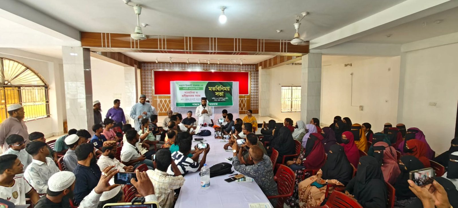 শ্রীমঙ্গলে নাজাত ইসলামী মারকাজের শিক্ষা ও মানবিক কার্যক্রম তুলে ধরলেন প্রতিষ্ঠাতা