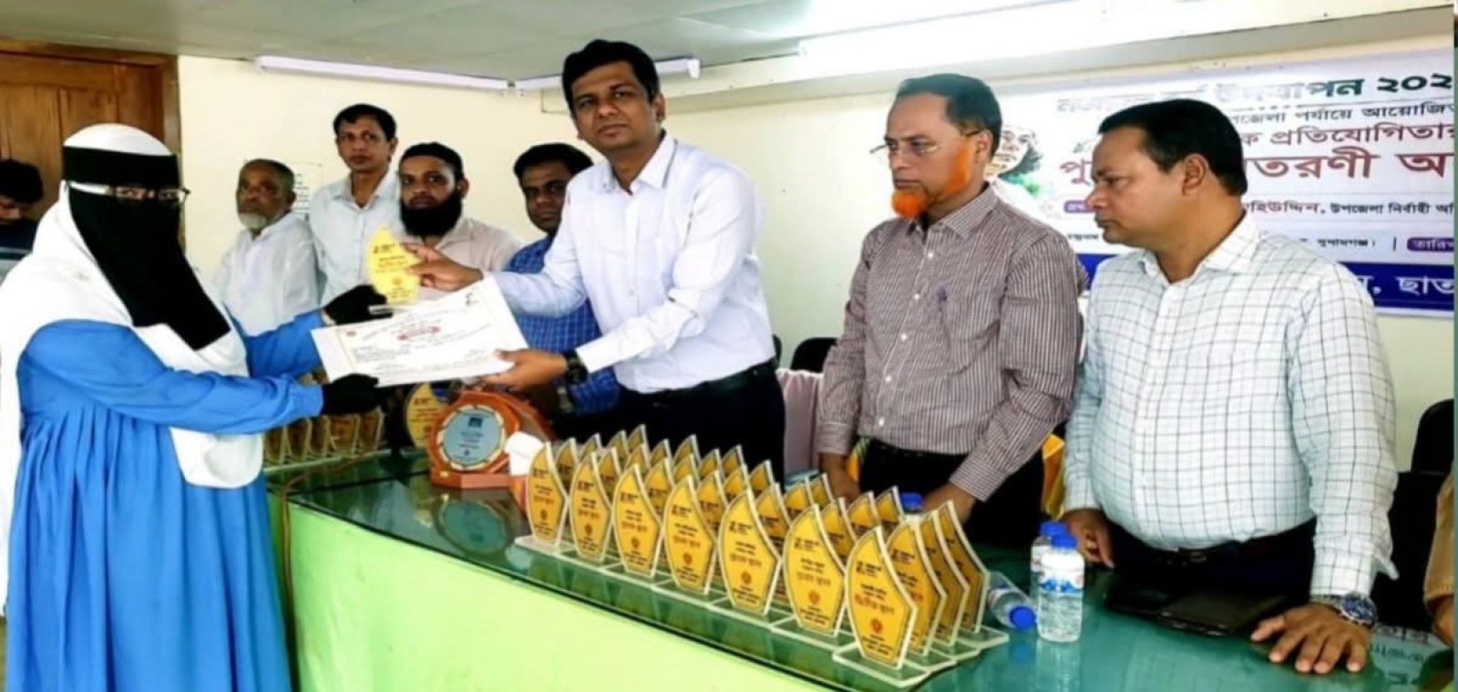 নজরুল বর্ষে ছাতকে শিক্ষার্থীদের মেধা-সৃজনশীলতার প্রতিযোগিতা, পুরস্কার বিতরণ