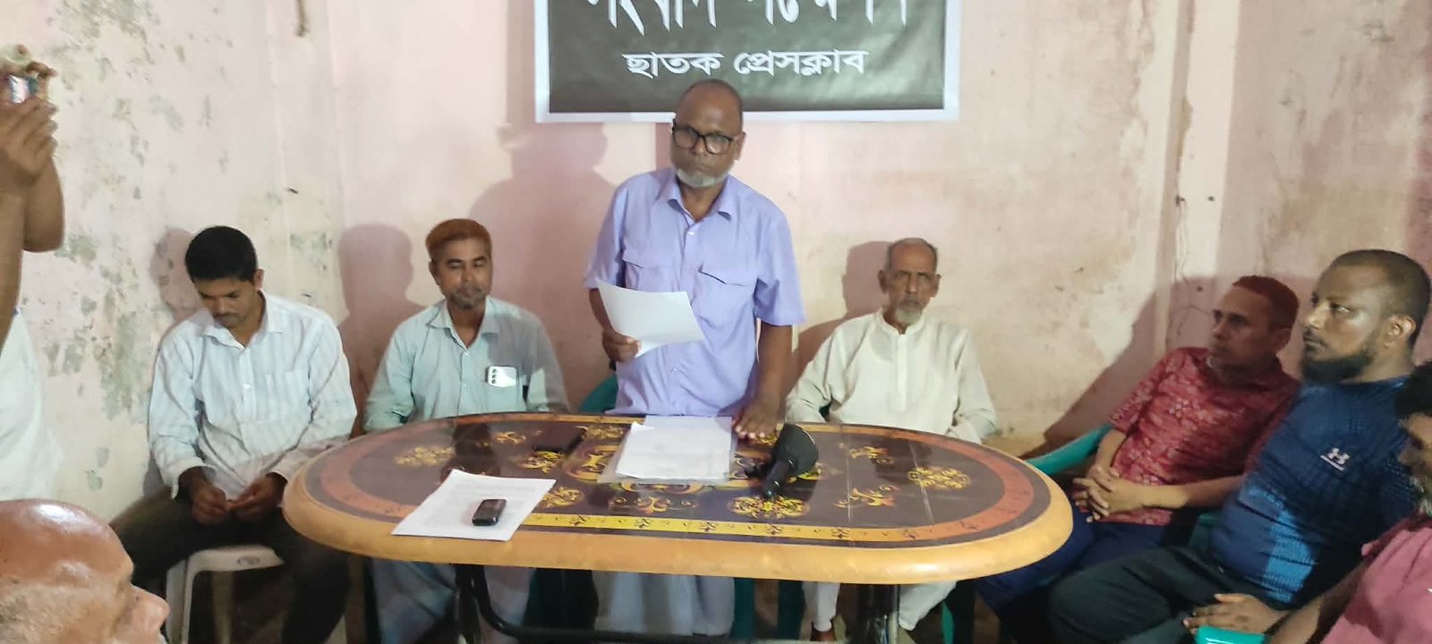 ছাতকে মাহমুদুল হাসান ছালিকের বিরুদ্ধে গ্রামবাসীর সংবাদ সম্মেলন, গ্রেপ্তারের দাবি