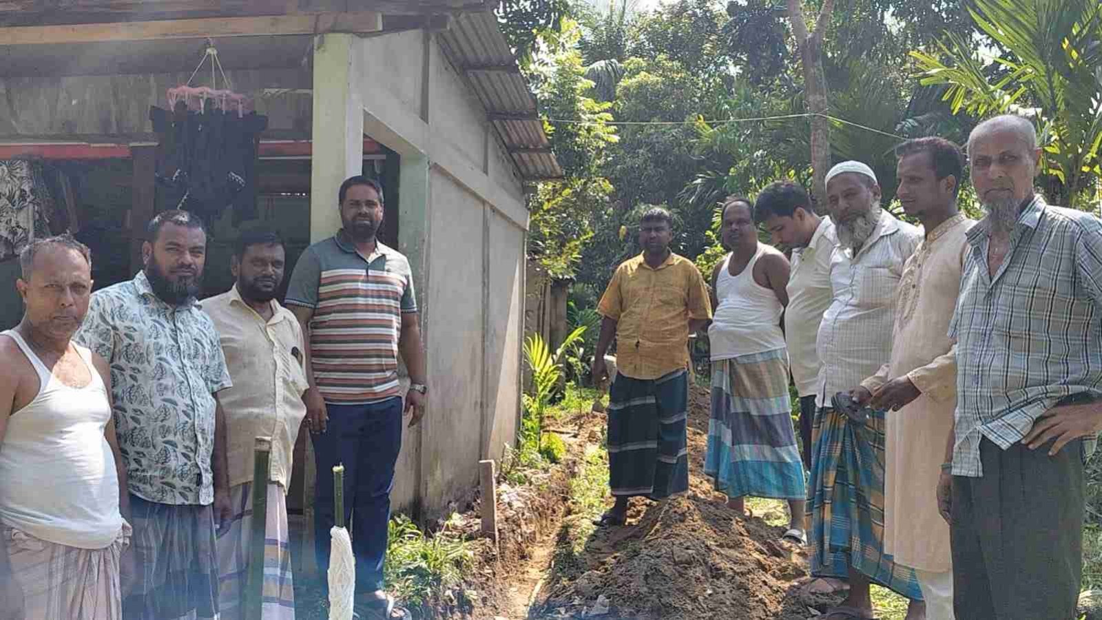 জৈন্তাপুরে পানি নিষ্কাশনে সাড়ে ৫০০ ফুট পাইপ, উপকৃত হবেন শতাধিক পরিবারের সদস্যরা