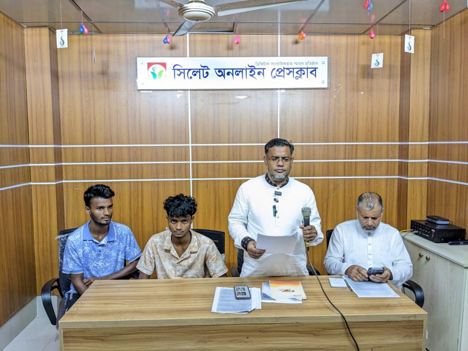 বিয়ানীবাজারে চুরি ও মাদক কারবারের অভিযোগ, সংবাদ সম্মেলনে ফারুক মিয়ার বিচার দাবি
