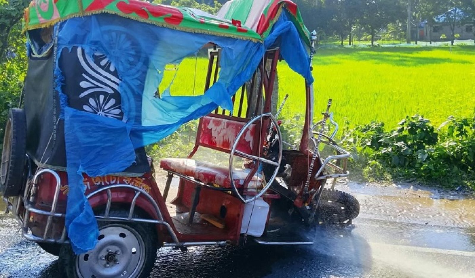 জকিগঞ্জে দুই ব্যাটারিচালিত অটোরিকশার মুখোমুখি সংঘর্ষ, নিহত ১, আহত ৬