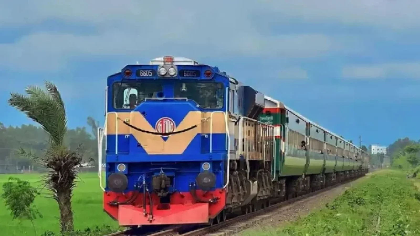 রেলওয়ের সক্ষমতা বাড়াতে আসছে ৮০টি নতুন লোকোমোটিভ, অনুমোদন ৩০টির