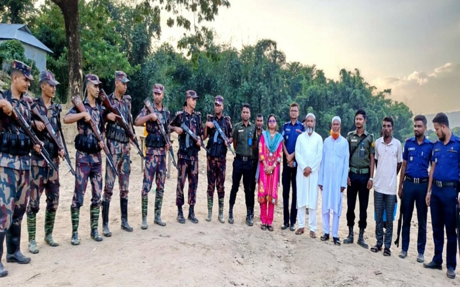 জৈন্তাপুরে ৭৩ বার্কি নৌকা ধ্বংস, ৮ হাজার ঘনফুট বালু নিলামে বিক্রি