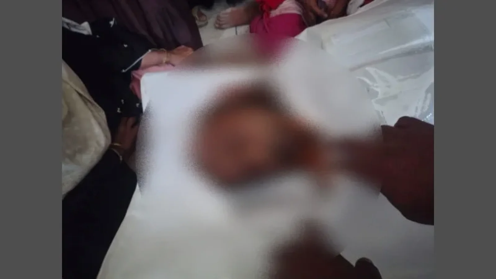 নাতনিকে গোসলে বাধা, সংঘর্ষে প্রাণ গেল দাদার