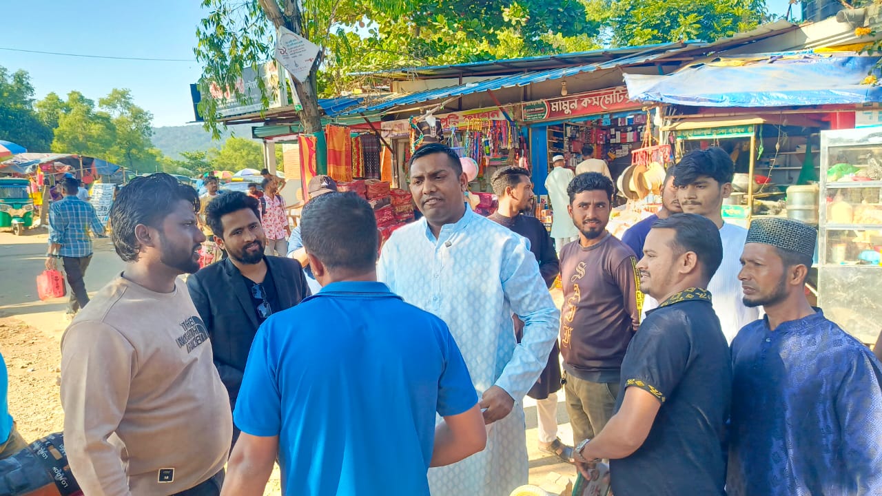 সিলেট–৪ আসনে এনসিপির মনোনয়ন প্রত্যাশী রাশেল উল আলমের জনসংযোগ ও লিফলেট বিতরণ