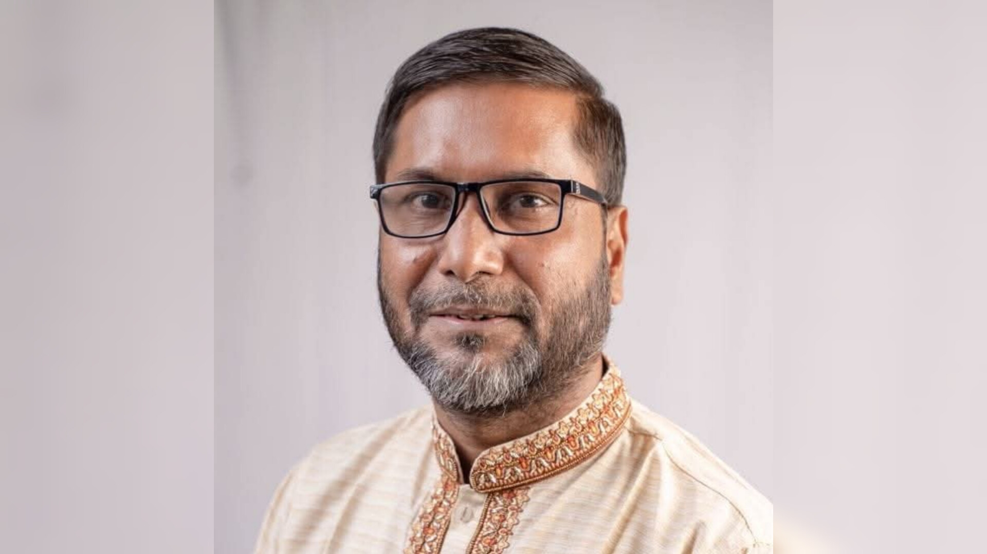 ত্যাগী নেতা খান জামালের ট্রেনযাত্রায় সিলেটজুড়ে আলোচনার ঝড়