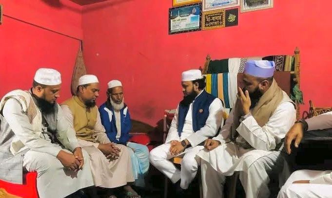 জুলাই-আগস্টের শহীদ পরিবারের পাশে হাফিজ মাওলানা মুহাম্মদ ফখরুল ইসলাম