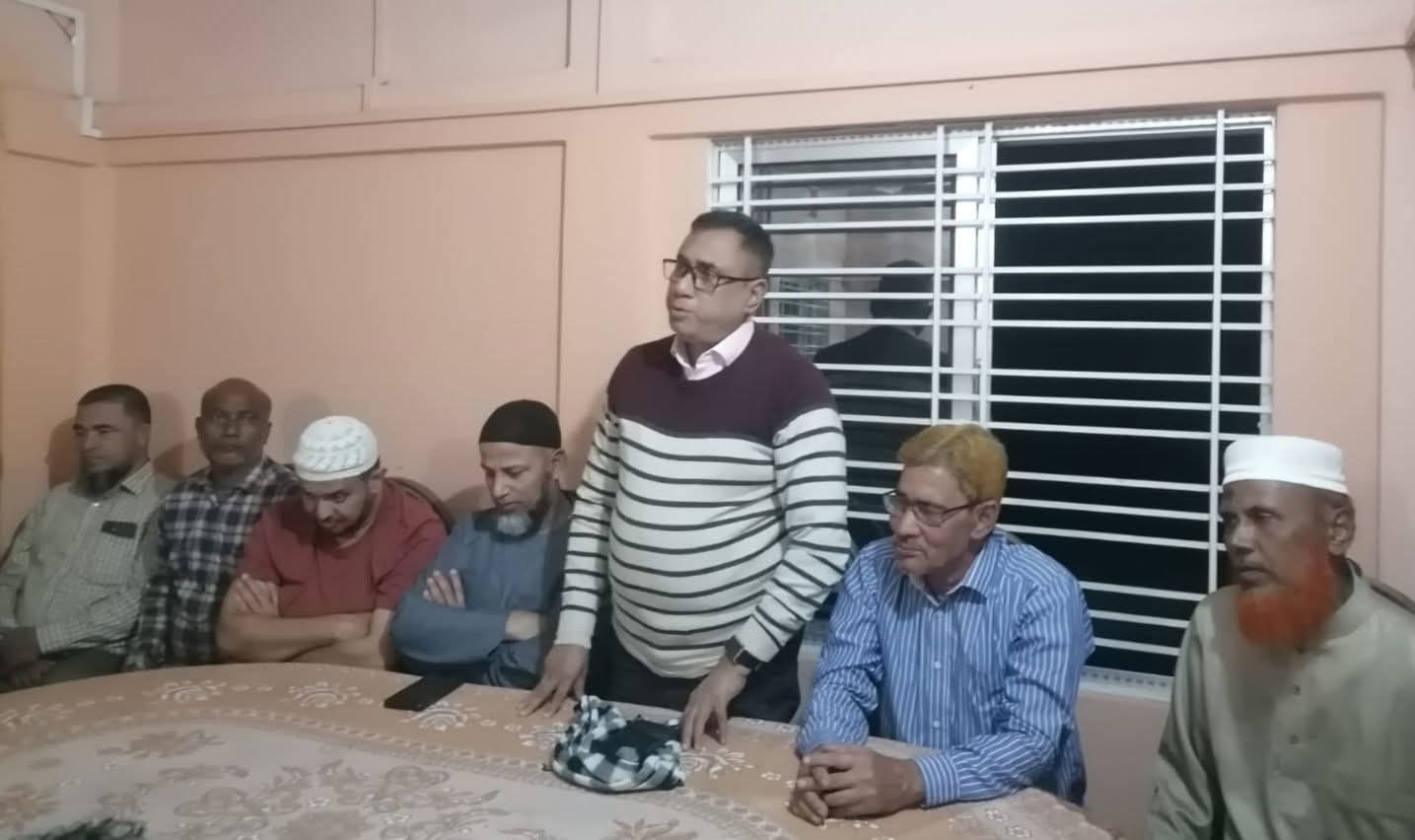 যুক্তরাজ্য প্রবাসী সাবেক ছাত্রনেতা খছরু ও নাদের’র সাথে ওয়ার্ড বিএনপির মতবিনিময় 