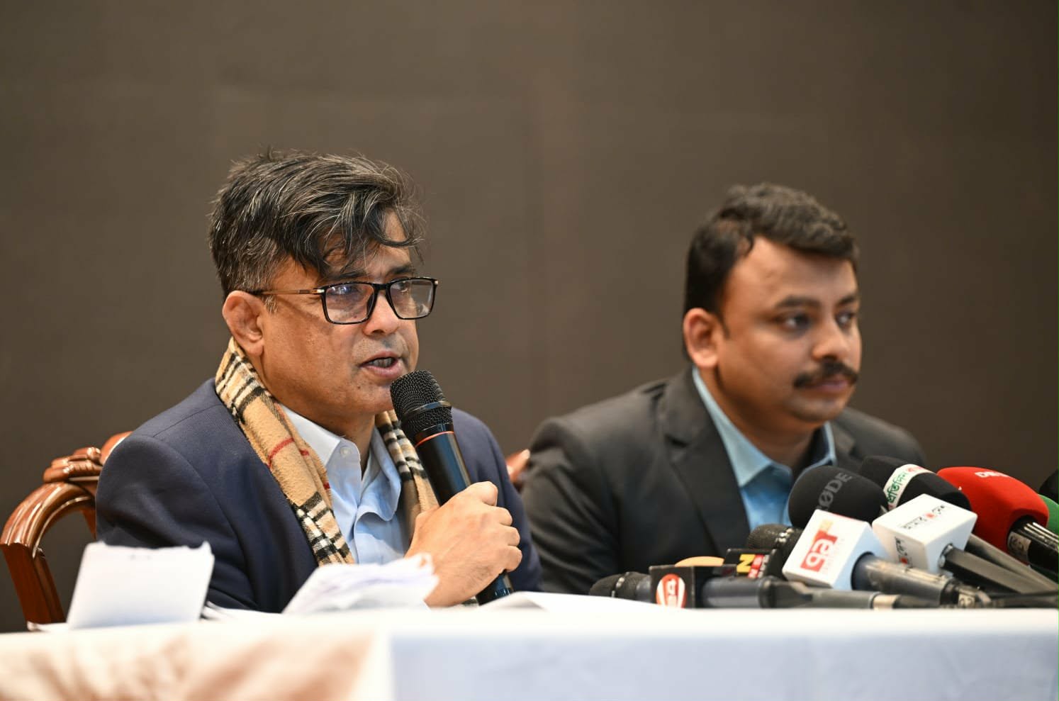 আ.লীগ আসন্ন নির্বাচনে অংশ নিতে পারবে ন  —-প্রেস সচিব শফিকুল আলম 