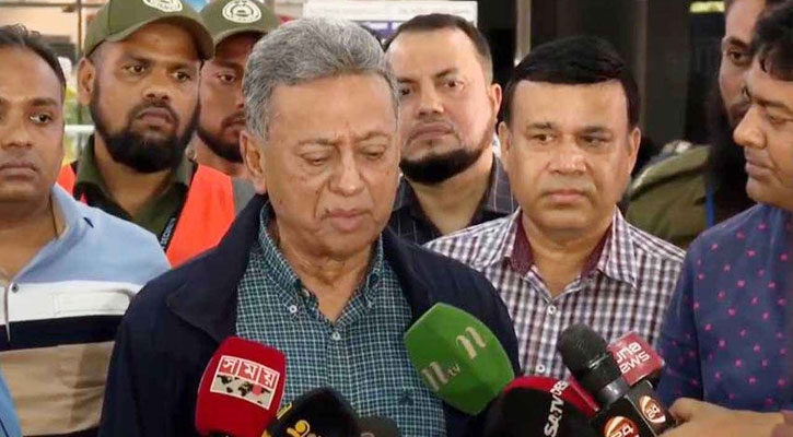 তারেক রহমানের দেশে ফেরা নিয়ে যা জানালেন আমীর খসরু