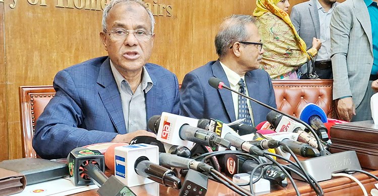 সরকার ওসমান হাদি হত্যাকান্ডের ঘটনায় ন্যায়বিচার নিশ্চিতকরণে বদ্ধপরিকর :স্বরাষ্ট্র উপদেষ্টা
