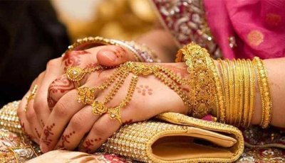 সব রেকর্ড ভেঙে দেশের বাজারে সোনার দামে নতুন ইতিহাস