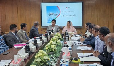হজ যাত্রীরা যাতে কোনোভাবেই হয়রানির শিকার না হয় সেদিকে আমাদের খেয়াল রাখতে হবে  --- বিমান মন্ত্রী