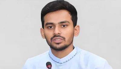 ব্যাংক হিসাব তলবের খবর, মধ্যে রাতে আসিফের স্ট্যাটাস