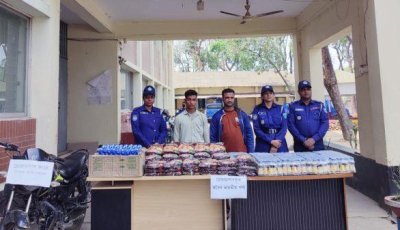 কোম্পানীগঞ্জে চোরাচালানবিরোধী অভিযানে দুই যুবক আটক; ভারতীয় পণ্য ও মোটরসাইকেল উদ্ধার