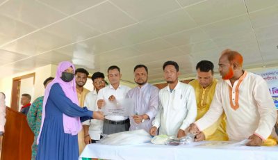 উৎসবমুখর পরিবেশে প্রগতি উচ্চ বিদ্যালয় ও কলেজে এসএসসি পরীক্ষার্থীদের বিদায় সংবর্ধনা