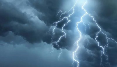 বজ্রাঘাতে চার জেলায় নিভল ৯ প্রাণ