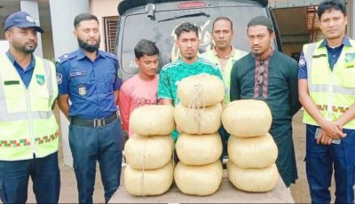 আশুগঞ্জে হাইওয়ে পুলিশের অভিযানে ২৫ কেজি গাঁজাসহ মাইক্রোবাস আটক, ধরা পড়ল ৩ মাদক কারবারি