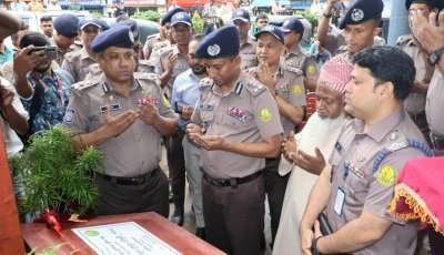 যানজট নিরসনে আধুনিক উদ্যোগ: বন্দরবাজারে নবনির্মিত ট্রাফিক পুলিশ বক্স উদ্বোধন
