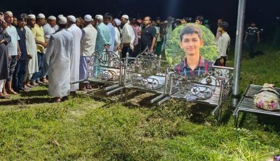 এক রাতেই নিঃস্ব এক পরিবার: মা ও তিন মেয়ের দাফন, বাকরুদ্ধ সিফাত