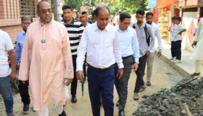 নগরজুড়ে উন্নয়নকাজে গতি আনতে মাঠে সিসিক প্রশাসক, নির্ধারিত সময়েই প্রকল্প শেষ করার নির্দেশ