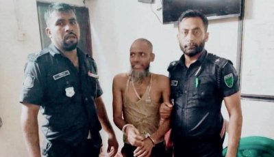 ব্রাহ্মণগ্রামে বাথরুম থেকে বস্তাবন্দি মরদেহ উদ্ধার,  অভিযানে আটক ১