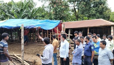 মেয়াদ শেষের দেড় মাস পরও চলছিল চিকনাগুলের অস্থায়ী পশুর হাট, প্রশাসনের উচ্ছেদ অভিযান