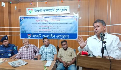সাংবাদিকতা শুধু পেশা নয়, এটি জনসেবা : বিভাগীয় কমিশনার