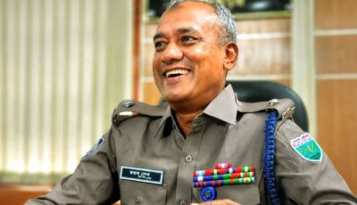 পেশাদারিত্ব ও মানবিকতায় সুনামগঞ্জবাসীর আস্থার কেন্দ্রে ওসি রতন শেখ পিপিএম