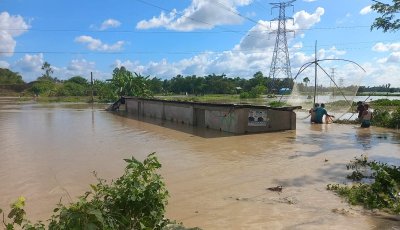 হবিগঞ্জে খোয়াই নদীর বাঁধে ফের ভাঙন, অর্ধশতাধিক গ্রাম তলিয়ে যাওয়ার আশঙ্কা