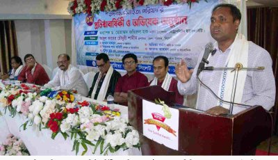 হৃদবন্ধন সাহিত্য পরিষদ’ সিলেটের   সাহিত্য অঙ্গণে আলোর দিশারী------ভিসি ড. জহিরুল হক