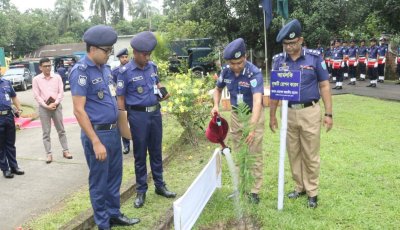 সুনামগঞ্জে সিলেট রেঞ্জের ডিআইজির বার্ষিক পরিদর্শন