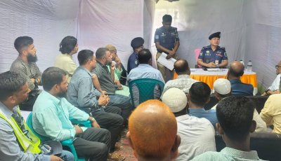 খাঁটিহাতা বিশ্বরোড মোড়ে যানজট ও দুর্ঘটনা ঝুঁকি নিরসনে সচেতনতামূলক সভা