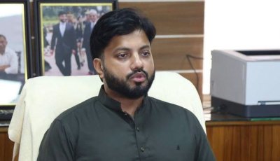 আজ দুপুরে পদত্যাগের চূড়ান্ত ঘোষণা দেবেন প্রতিমন্ত্রী ইশরাক হোসেন