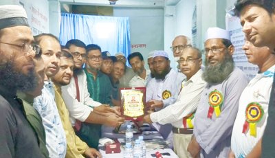 বানিয়াচং মডেল প্রেসক্লাবের নতুন কমিটির অভিষেক, দুই প্রবীণ সাংবাদিককে সম্মাননা