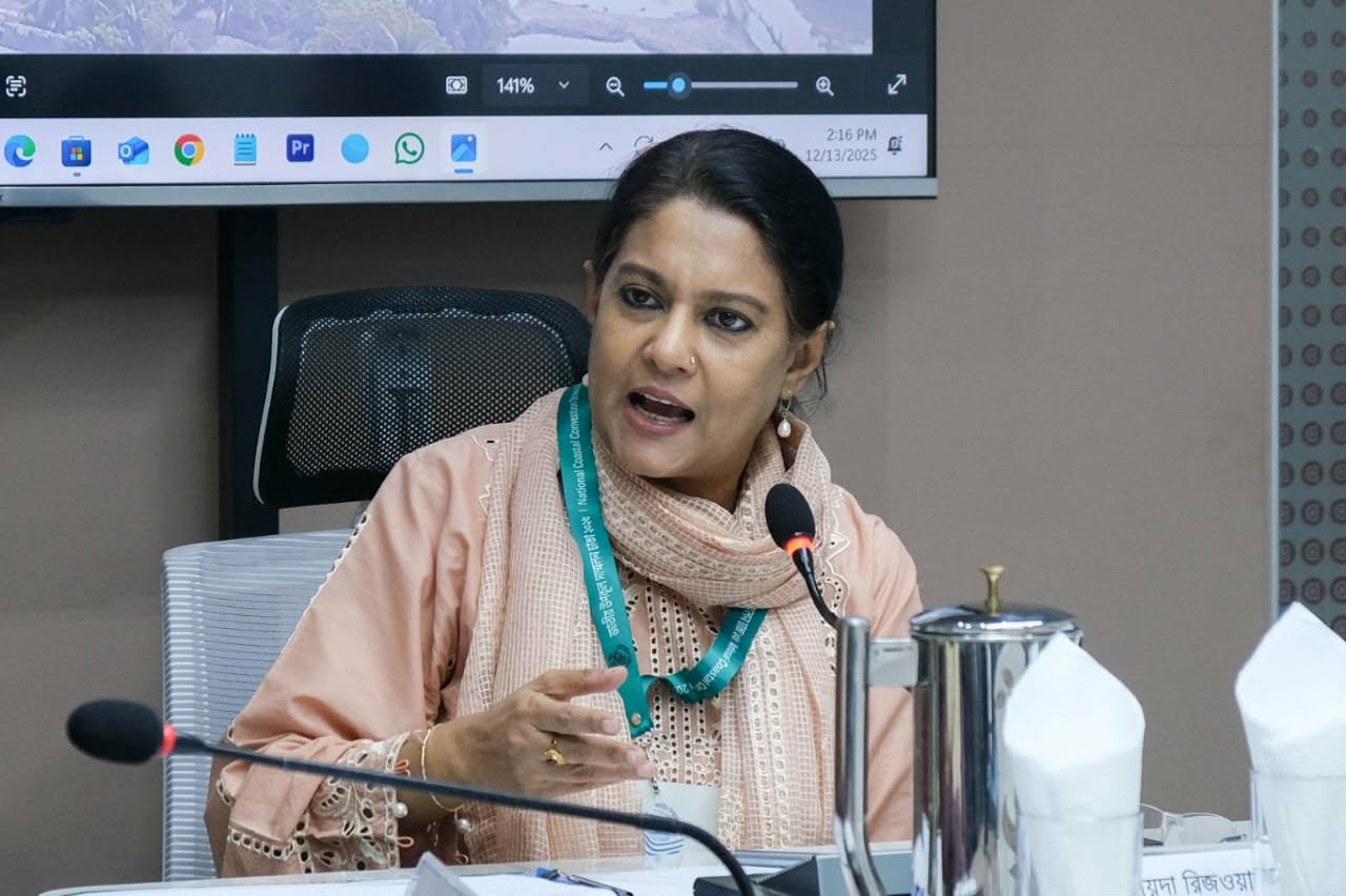 মেগা প্রকল্প নয়, মানুষের মৌলিক চাহিদা পূরণে দিতে হবে উন্নয়ন দৃষ্টি — পরিবেশ উপদেষ্টা সৈয়দা রিজওয়ানা হাসান