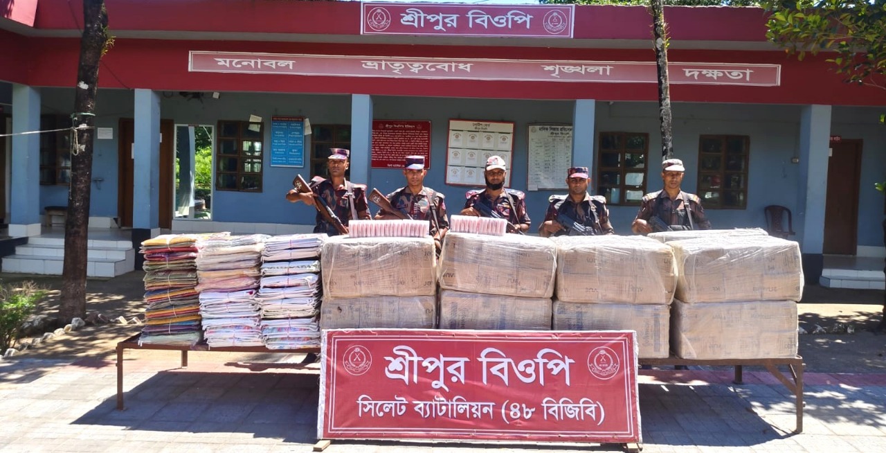 সীমান্তে ফের প্রায় সাড়ে ৩ কোটি টাকার ভারতীয় চোরাই পন্য  জব্দ