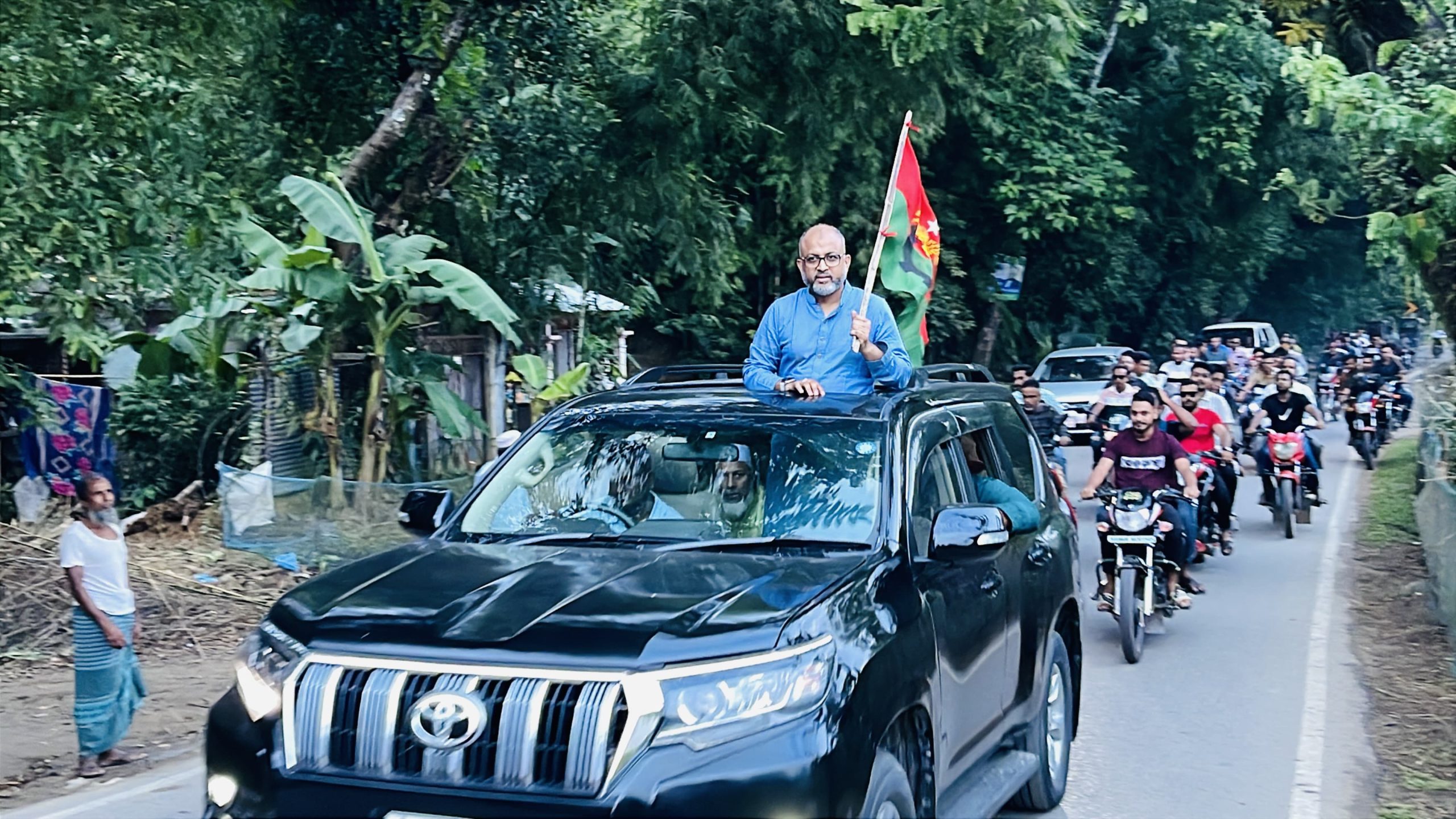 তৃণমূল নেতাকর্মীদের ভালোবাসার জোয়ারে ভাসছেন: শরিফুল হক সাজু