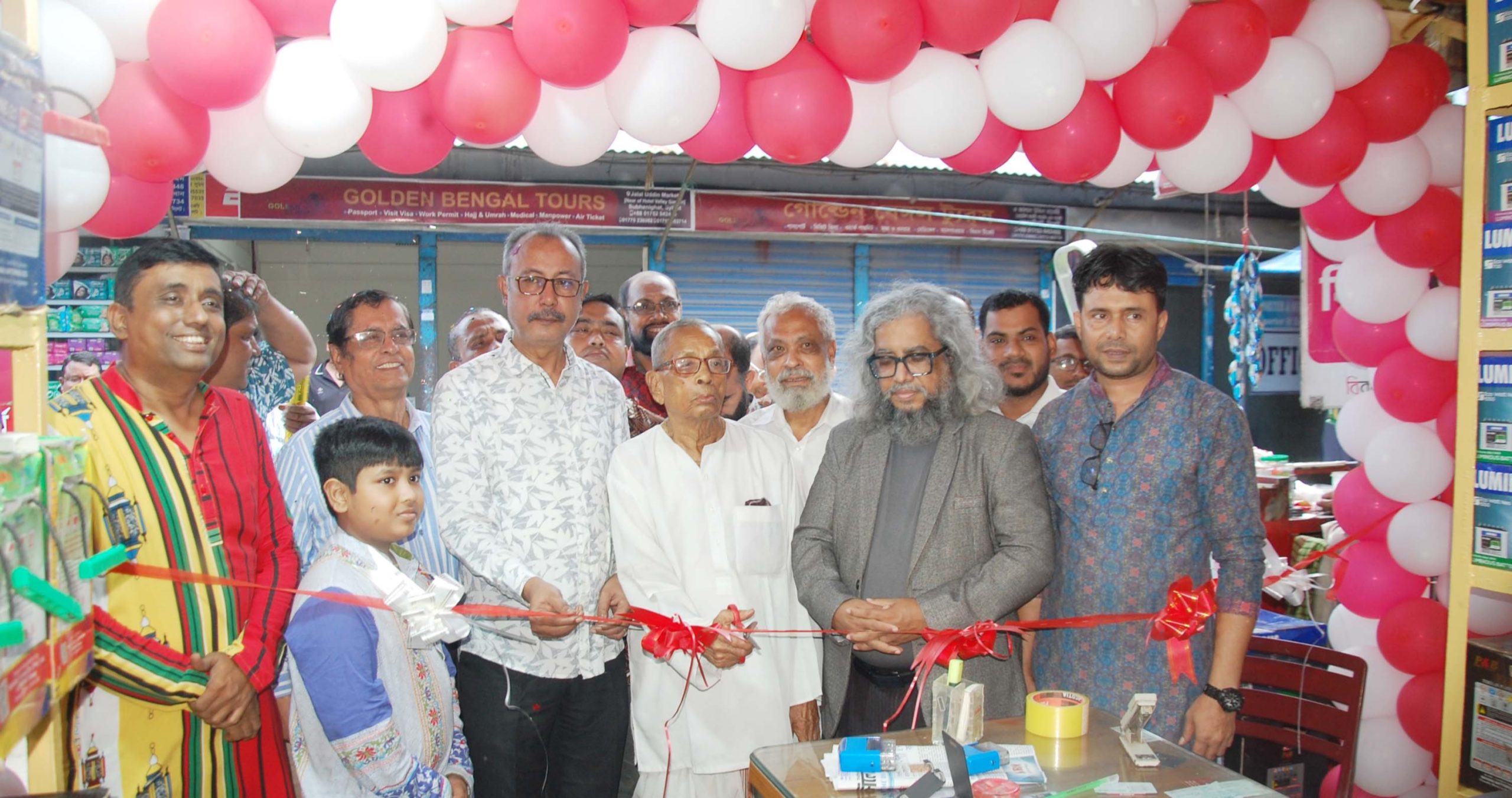 সোবহানীঘাটে ‘লোকনাথ ট্রেডিং’ এর একুশ বছর পূর্তি পালন ও স্থানান্তরিত বিক্রয় কেন্দ্রের শুভ উদ্বোধন অনুষ্ঠিত