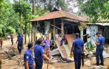 জৈন্তাপুরে বসতঘরে অগ্নি সংযোগ হামলা’র ঘটনায় ৩৪ জনের নাম উল্লেখ করে মামলা