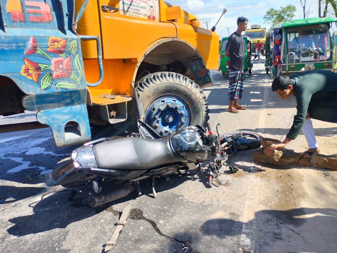 সিলেট তামাবিল মহাসড়কে ট্রাক বাইক সংঘর্ষে ১জন নি-হ-ত