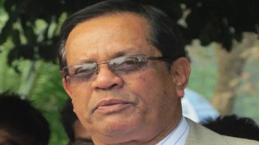 বেশি বাড় বাড়া ভালো না: আদালতে বিএনপিপন্থি আইনজীবীদের আ স ম ফিরোজ