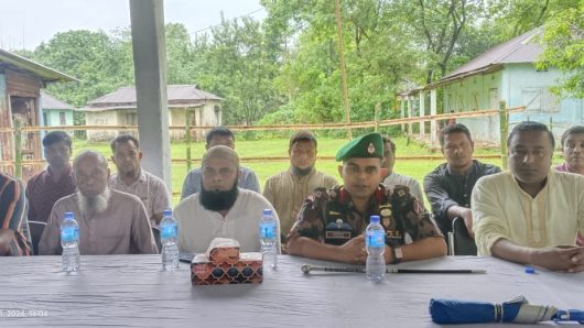 দূর্গাপুজা উপলক্ষে জাফলংয়ে বিজিবির মতবিনিময়