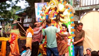 জৈন্তাপুরে প্রতিমা বিসর্জনে শেষ হলো শারদীয় দুর্গোৎসব