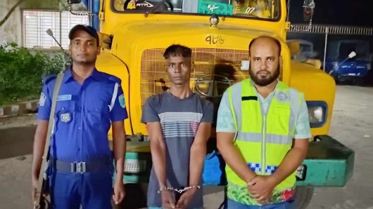 ওসমানীনগরে ১১ লক্ষ টাকার ভারতীয় চিনি জব্দ, আটক ১