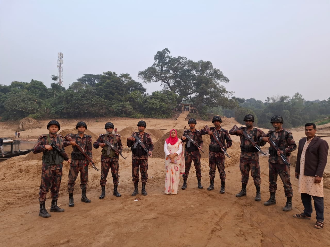 জৈন্তাপুর সারী-৩ এলাকায় টাস্কফোর্সের অভিযানে বালু জব্দ