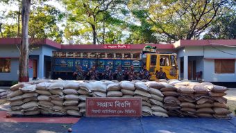সিলেটের সীমান্তে কোটি টাকার ভারতীয় পণ্য জব্দ
