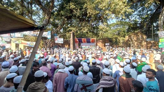 জৈন্তাপুরে সাদপন্থিদের সন্ত্রাসী হামলার প্রতিবাদে সমাবেশ বিক্ষোভ মিছিল